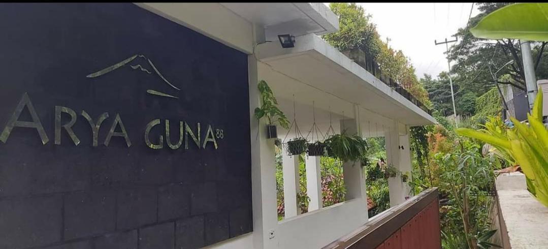 Villa Aryaguna Senggigi Pokoj fotografie